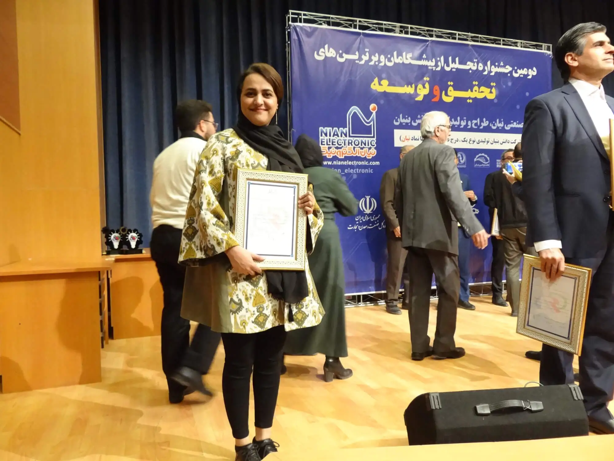 عکس اول مراسم انتخاب کالا کودک توس به عنوان واحد نمونه تحقیق و توسعه در سال 1401 عکس اول مراسم انتخاب کالا کودک توس به عنوان واحد نمونه تحقیق و توسعه در سال 1401